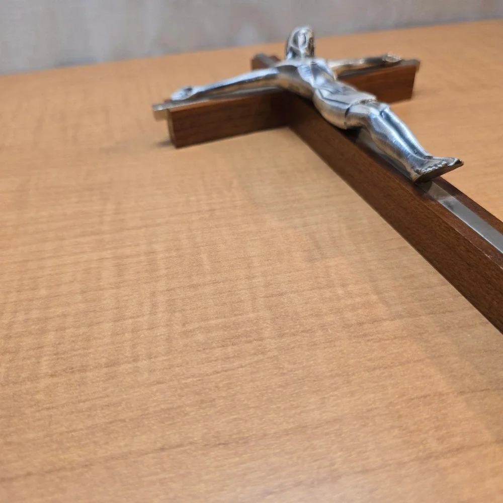Heavy Wooden and Metal‎ Cross Crucifix Jesus Wall Hanging Vintage 12